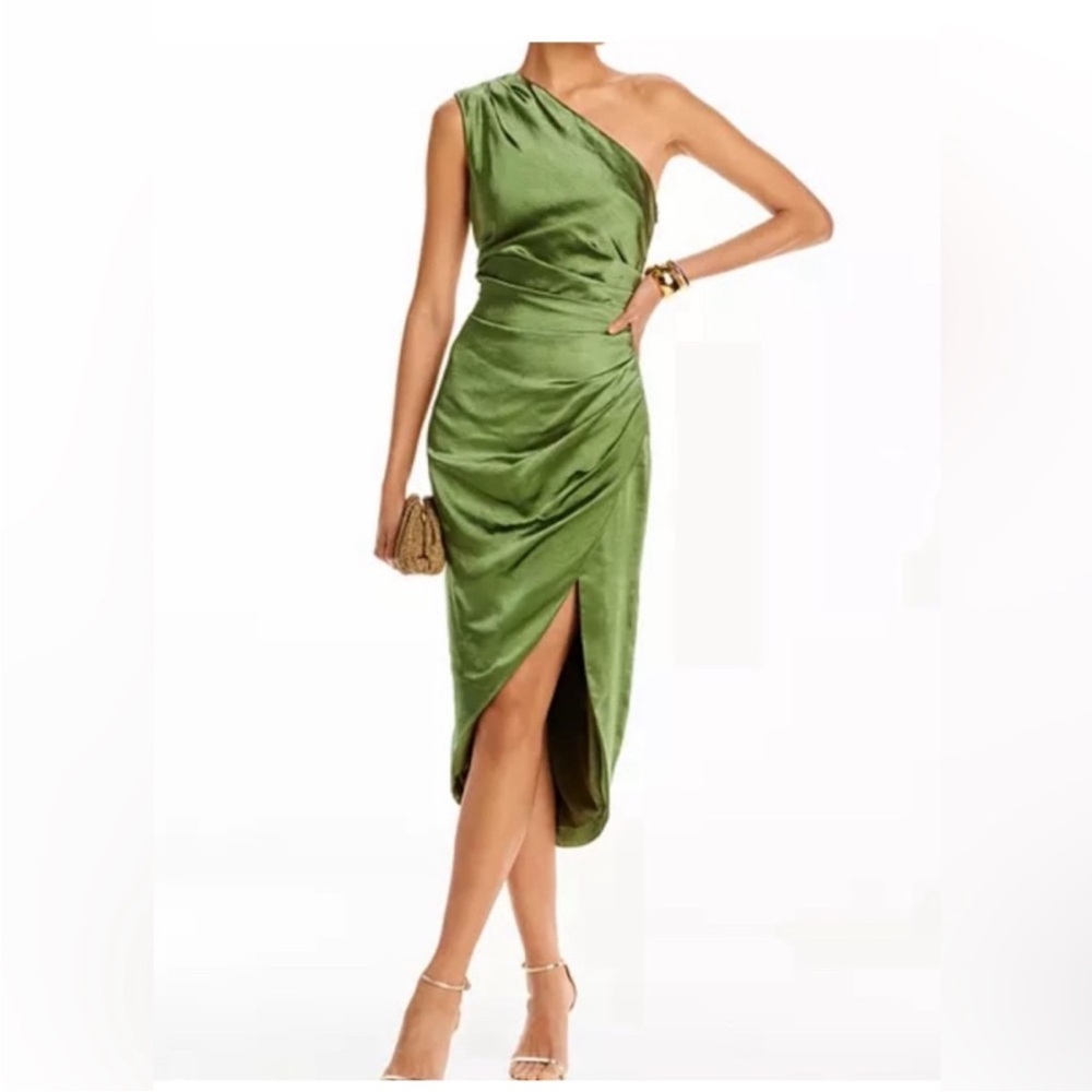Elliatt Cassini One Shoulder Satin Dress In Fern green - Picture 3 of 16